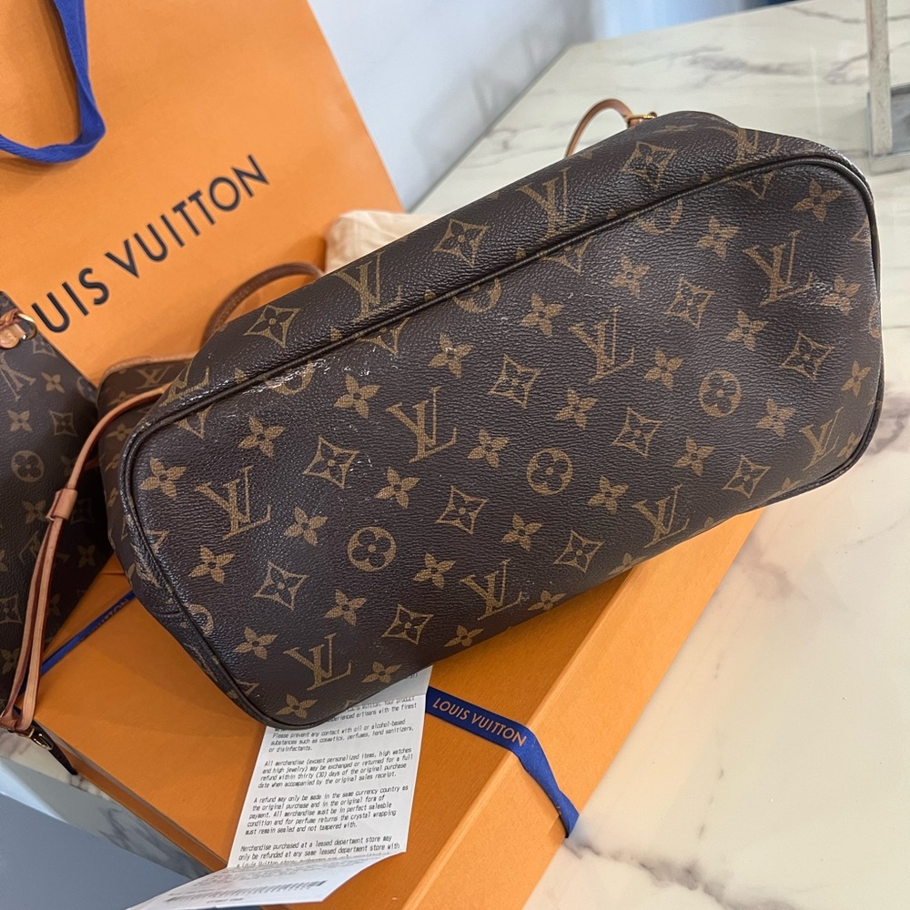 Received bag as a birthday gift and want to purchase a new bag.